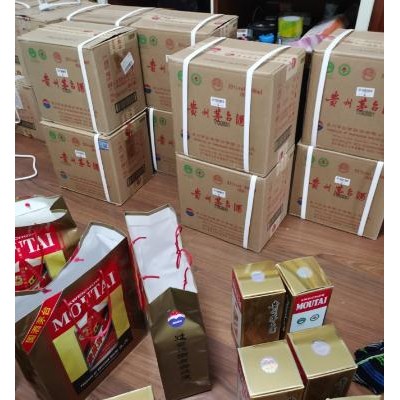 本溪高價(jià)回收20年茅臺(tái)酒瓶