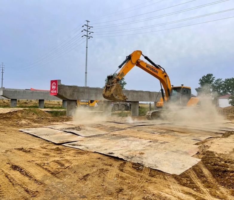 南昌鋼板出租：助力城市建設的堅實后盾-- 南昌市龍宇鋼板出租公司